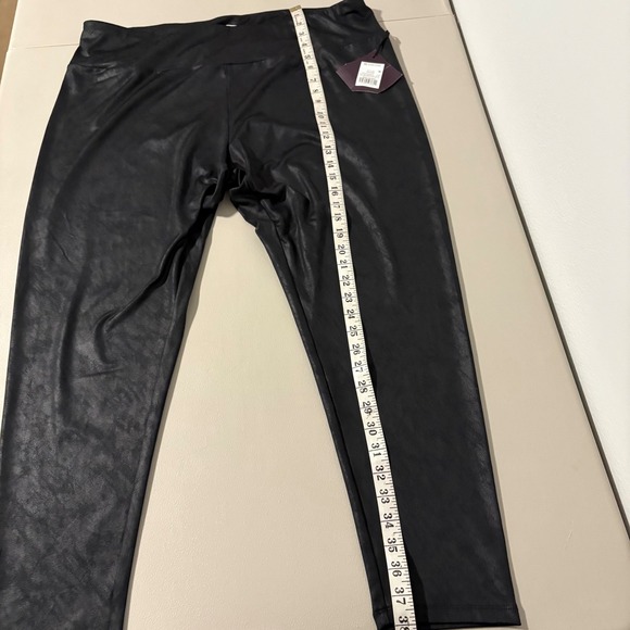 Ava & Viv Faux Leather Leggings Black 2XEdgy Sexy New - Picture 3 of 11